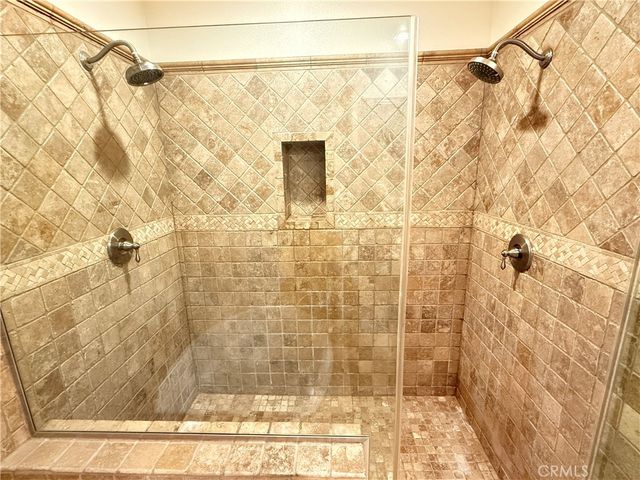 200 Paris 210, Newport Beach, CA 92663