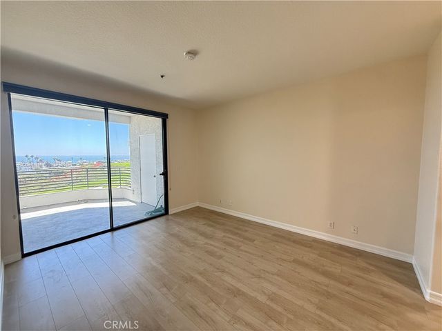 200 Paris 210, Newport Beach, CA 92663