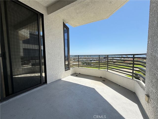 200 Paris 210, Newport Beach, CA 92663