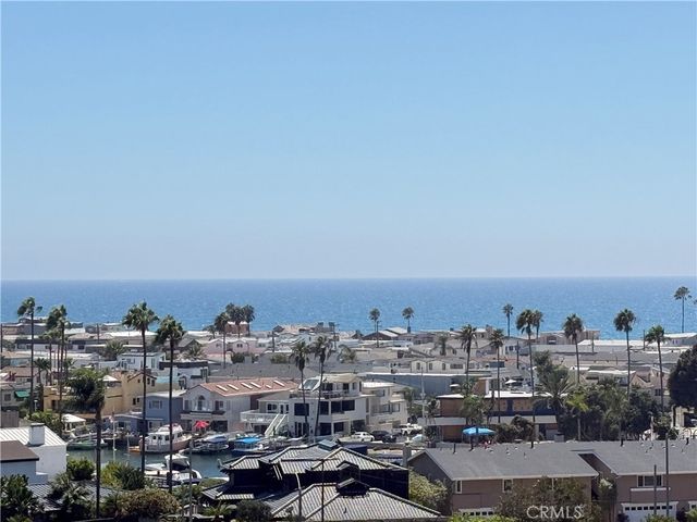 200 Paris 210, Newport Beach, CA 92663