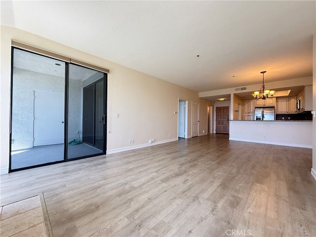 200 Paris 210, Newport Beach, CA 92663