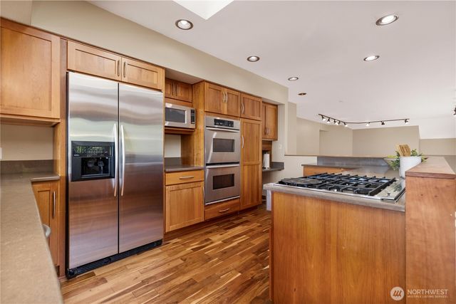 6116 Chennault Beach Drive, Mukilteo, WA 98275