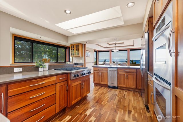 6116 Chennault Beach Drive, Mukilteo, WA 98275
