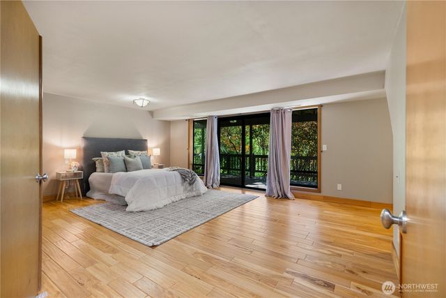 6116 Chennault Beach Drive, Mukilteo, WA 98275