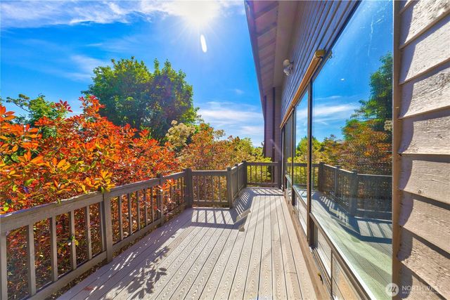 6116 Chennault Beach Drive, Mukilteo, WA 98275