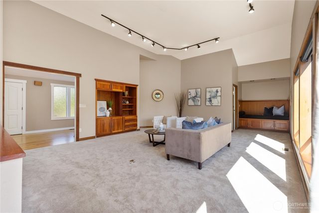 6116 Chennault Beach Drive, Mukilteo, WA 98275