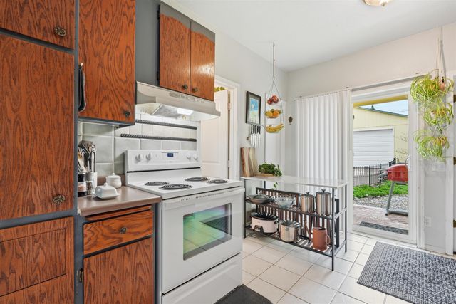 1507 E Bridgeport Ave, Spokane, WA 99207