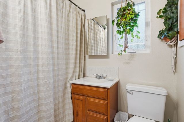 1507 E Bridgeport Ave, Spokane, WA 99207