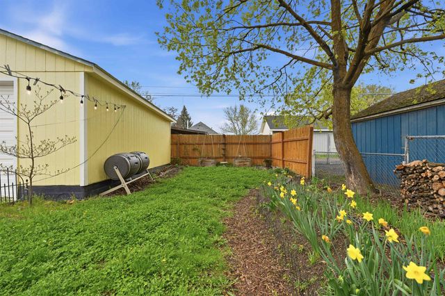 1507 E Bridgeport Ave, Spokane, WA 99207