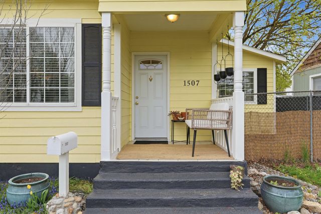 1507 E Bridgeport Ave, Spokane, WA 99207