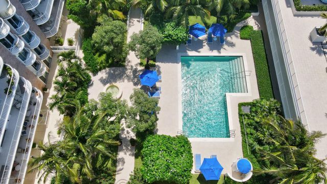 100 Worth Avenue 7, Palm Beach, FL 33480