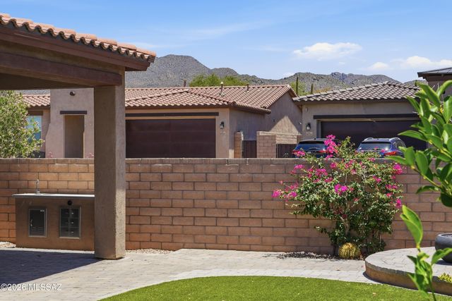 6891 W Foothills Acacia Place, Marana, AZ 85658