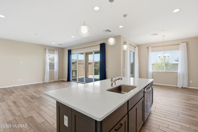 6891 W Foothills Acacia Place, Marana, AZ 85658