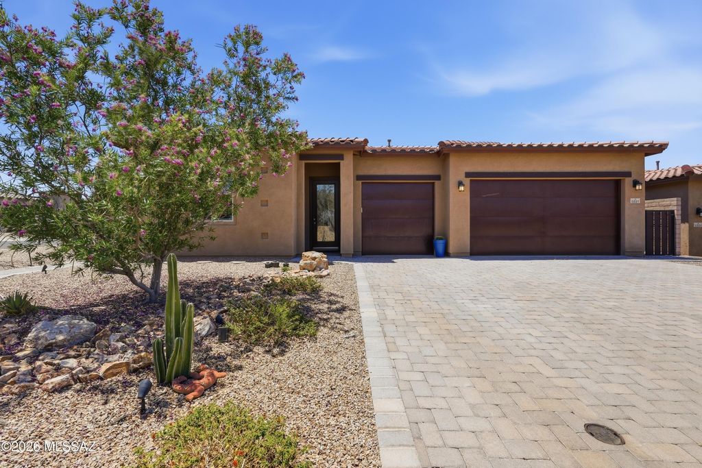 6891 W Foothills Acacia Place, Marana, AZ 85658