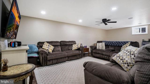 93 PATRICIA PL, Media, PA 19063