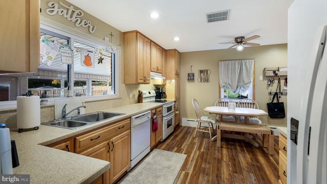 93 PATRICIA PL, Media, PA 19063