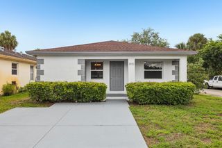 2221 NW 24th Ct, Fort Lauderdale, FL 33311