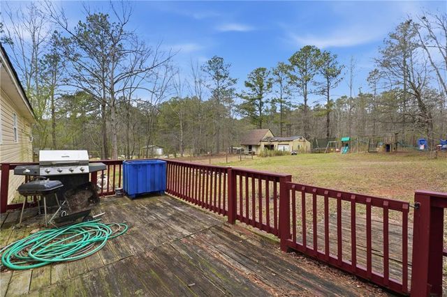 151 Grandma Branch Road, Grantville, GA 30220