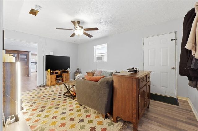 151 Grandma Branch Road, Grantville, GA 30220