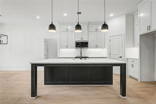 9 Aberdeen Circle, Bella Vista, AR 72715