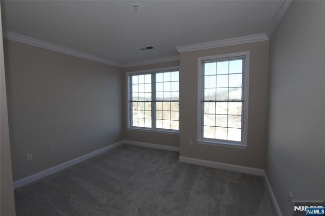 6208 Brookhaven Court, Riverdale Borough, NJ 07457