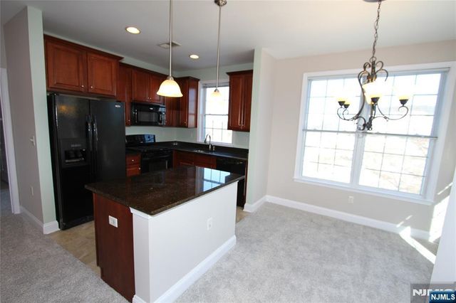 6208 Brookhaven Court, Riverdale Borough, NJ 07457