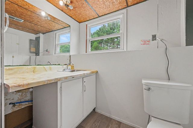 11867 4 Mile Road, Battle Creek, MI 49015