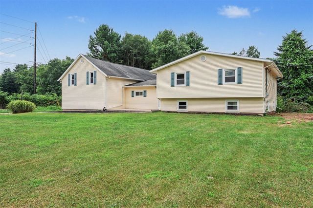 11867 4 Mile Road, Battle Creek, MI 49015