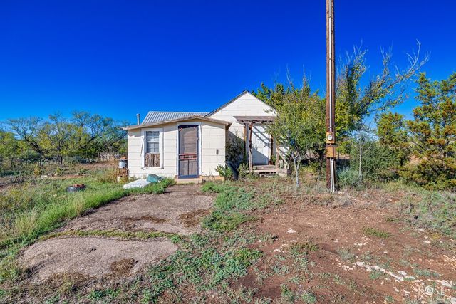 201 Ratliff Road, Bronte, TX 76933