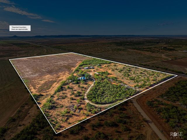 201 Ratliff Road, Bronte, TX 76933