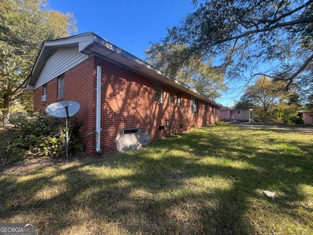 1318 Needmore Street SW, Conyers, GA 30012