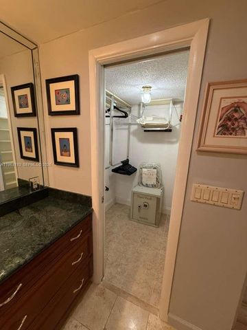 2691 S Course Dr 202, Pompano Beach, FL 33069