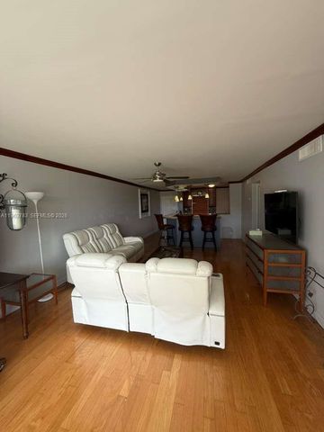 2691 S Course Dr 202, Pompano Beach, FL 33069