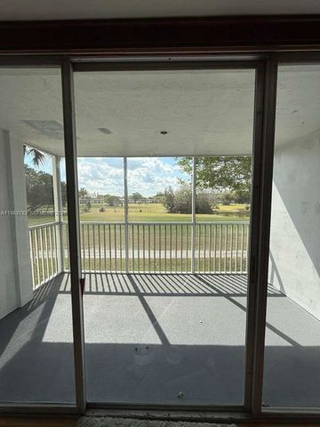 2691 S Course Dr 202, Pompano Beach, FL 33069