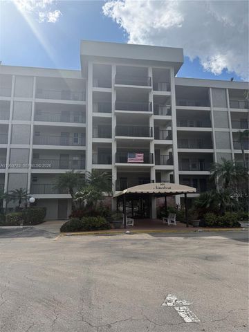 2691 S Course Dr 202, Pompano Beach, FL 33069