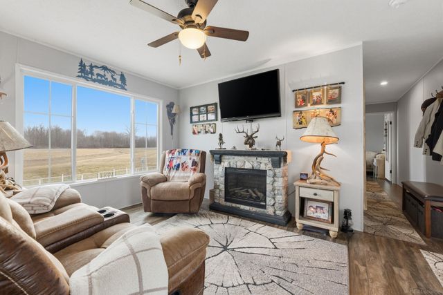 284 Rosebud Court, Port Huron, MI 48060