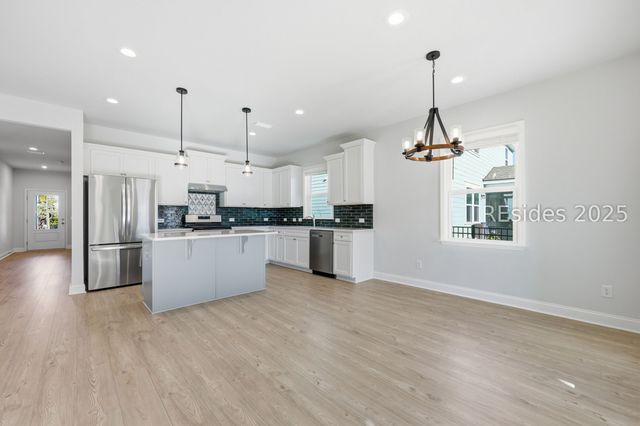 1164 Salem Bay Dr, Beaufort, SC 29902