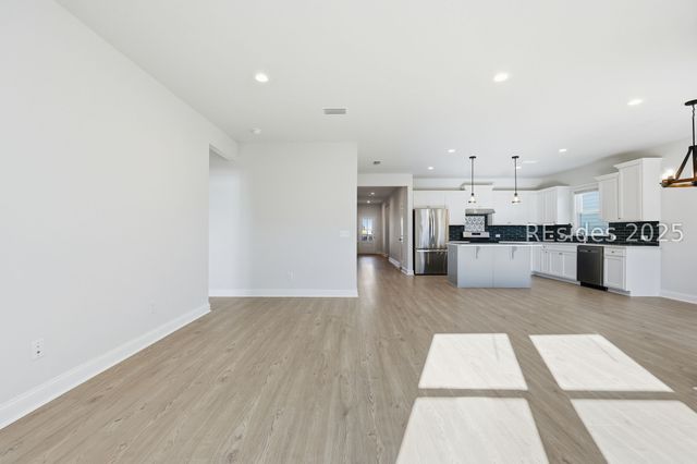 1164 Salem Bay Dr, Beaufort, SC 29902