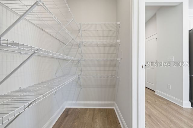 1164 Salem Bay Dr, Beaufort, SC 29902