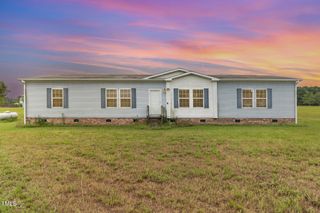 478 Tyehimba Lane, Raeford, NC 28376