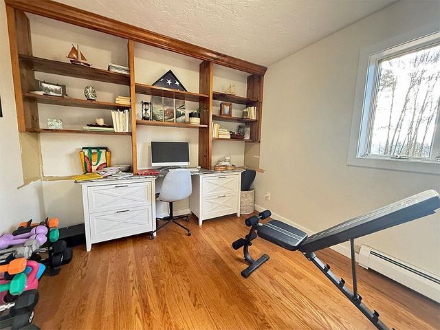 587 Johnson Spooner Road, Castleton, VT 05735