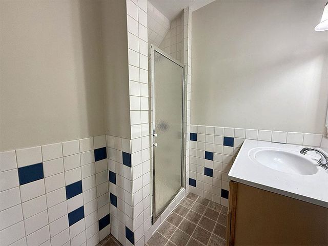 587 Johnson Spooner Road, Castleton, VT 05735