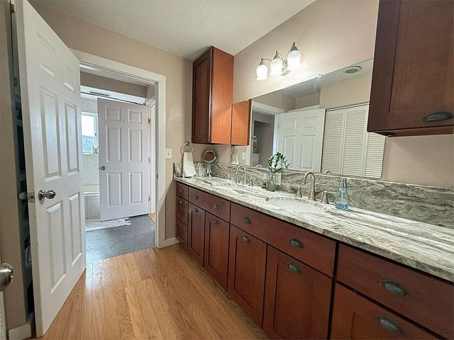 587 Johnson Spooner Road, Castleton, VT 05735