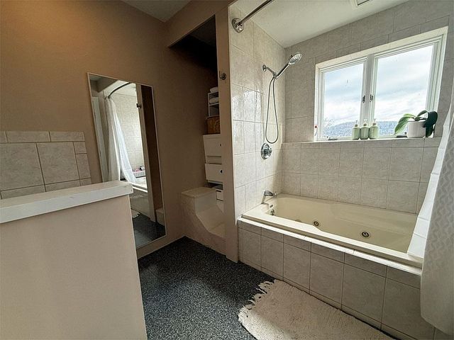 587 Johnson Spooner Road, Castleton, VT 05735