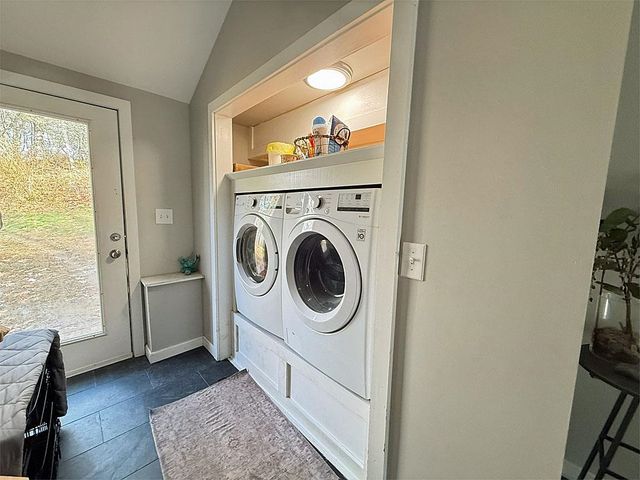 587 Johnson Spooner Road, Castleton, VT 05735