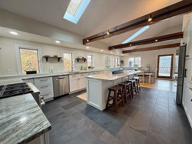 587 Johnson Spooner Road, Castleton, VT 05735