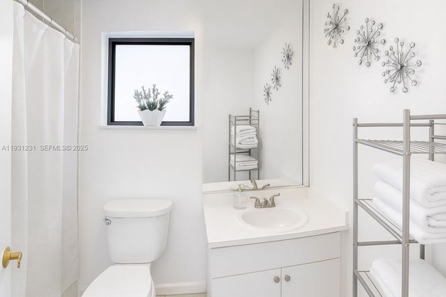 14690 SW 171st Ter, Miami, FL 33177