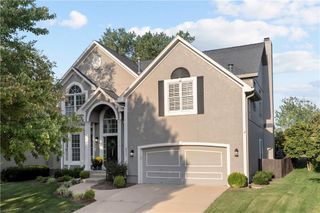 8525 HAVEN Street, Lenexa, KS 66219