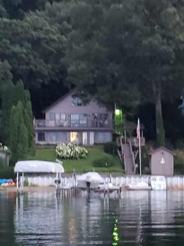 563 Waverly Road, La Porte, IN 46350