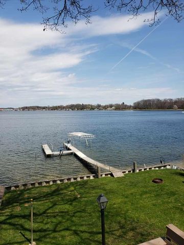 563 Waverly Road, La Porte, IN 46350